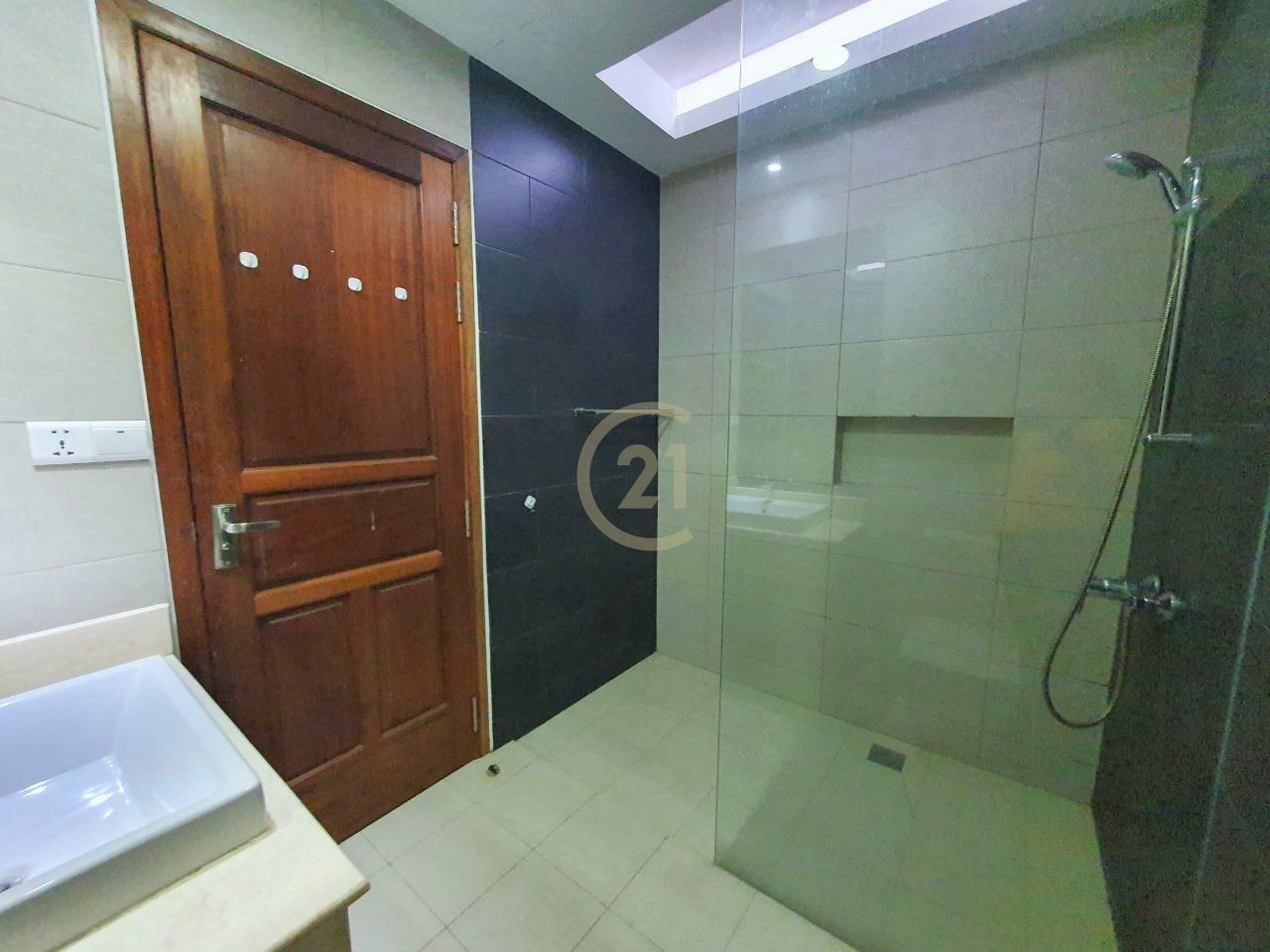 NICE ONE BEDROOM FOR RENT