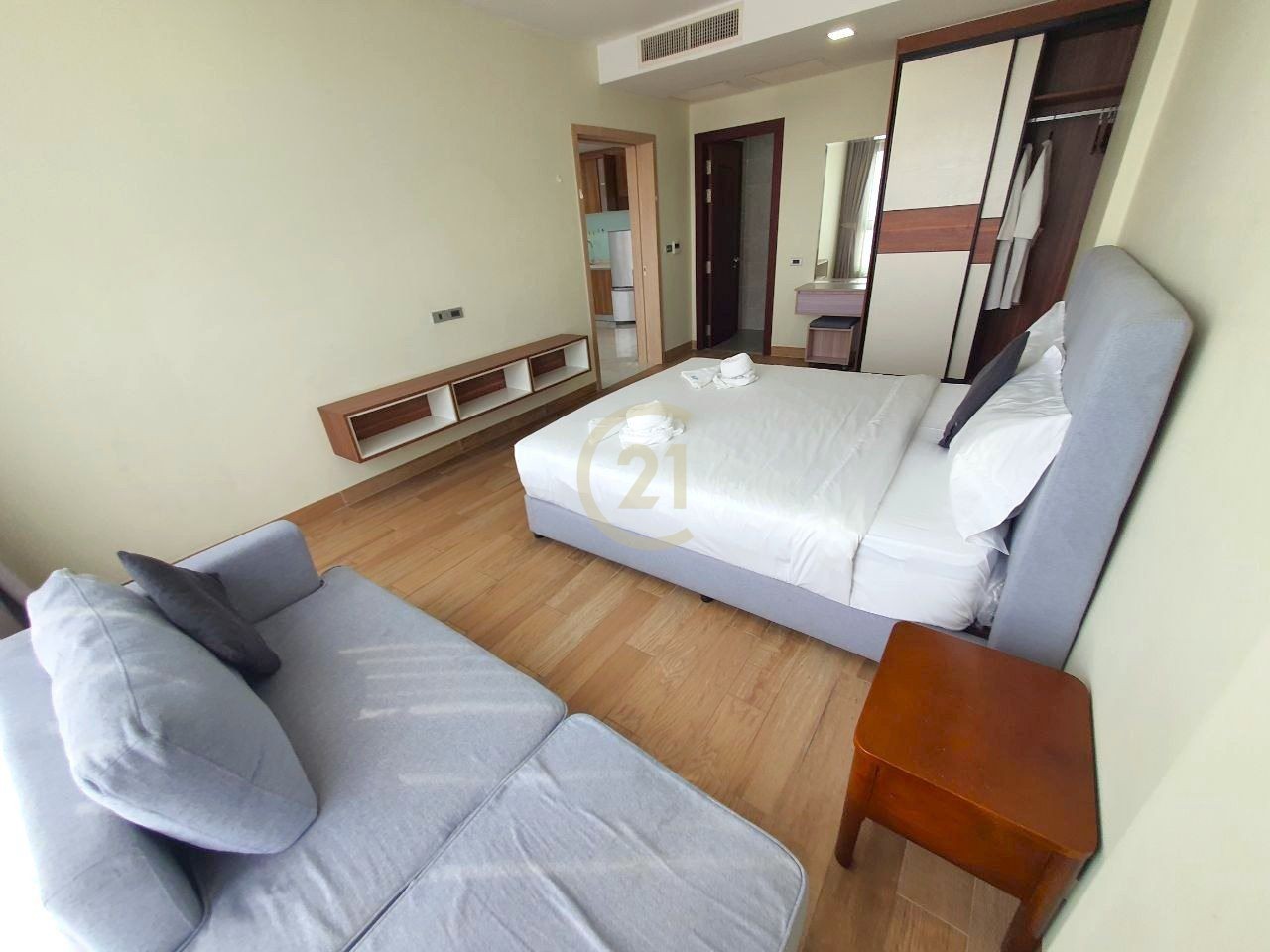 COZY ONE BEDROOM FOR RENT