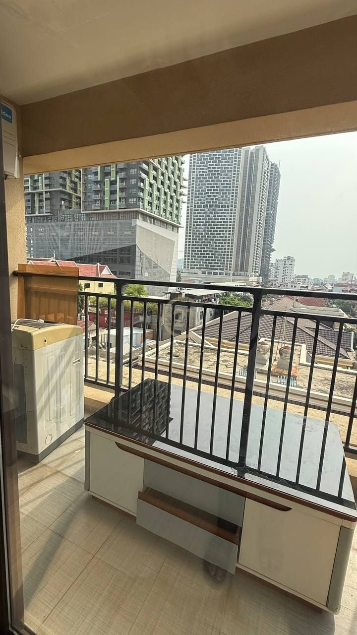 MODERN TWO BEDROOM FOR RENT