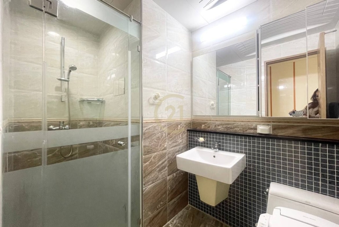 SPECIOUS ONE BEDROOM FOR RENT