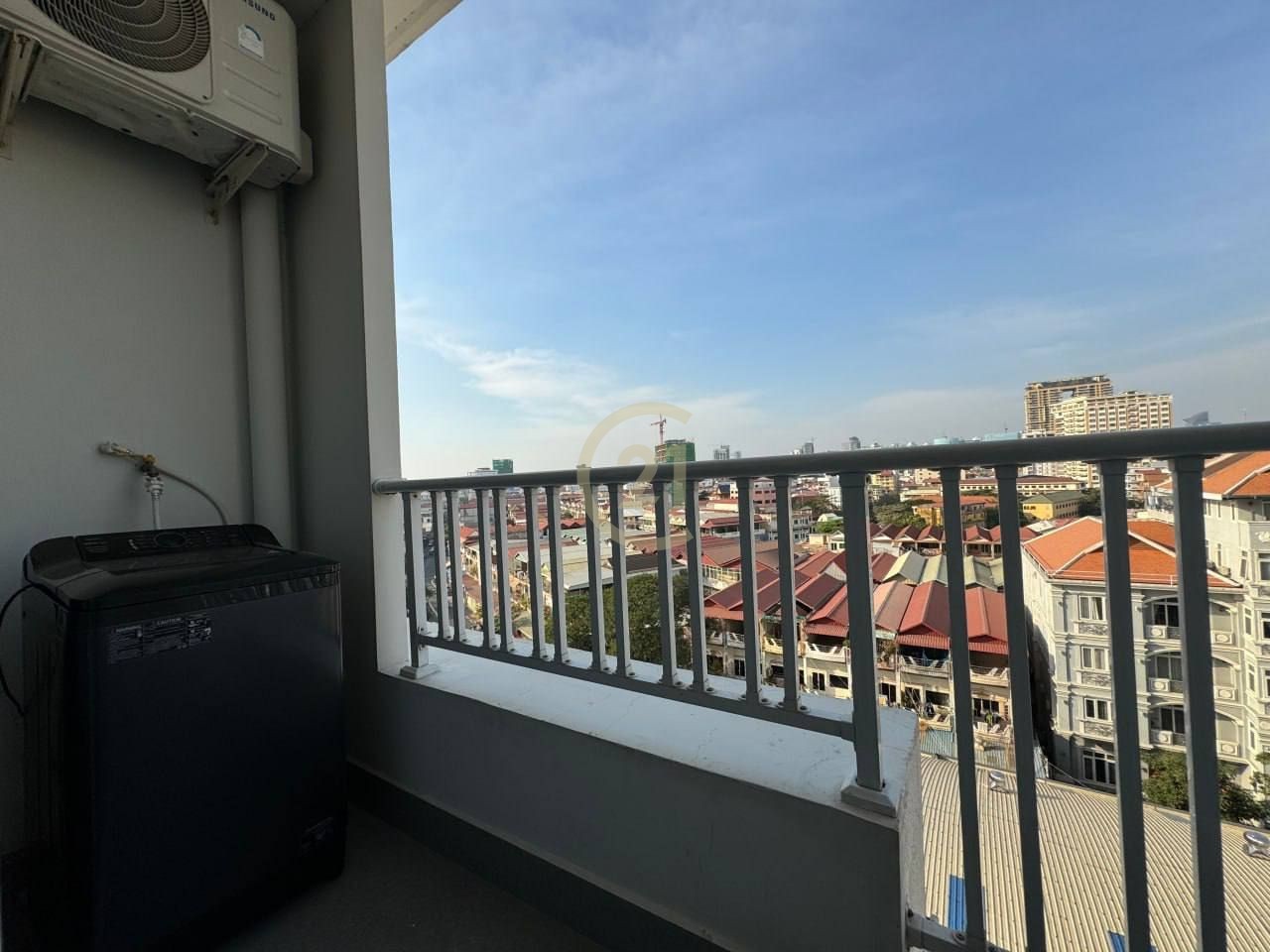 STYLISH STUDIO ROOM FOR RENT