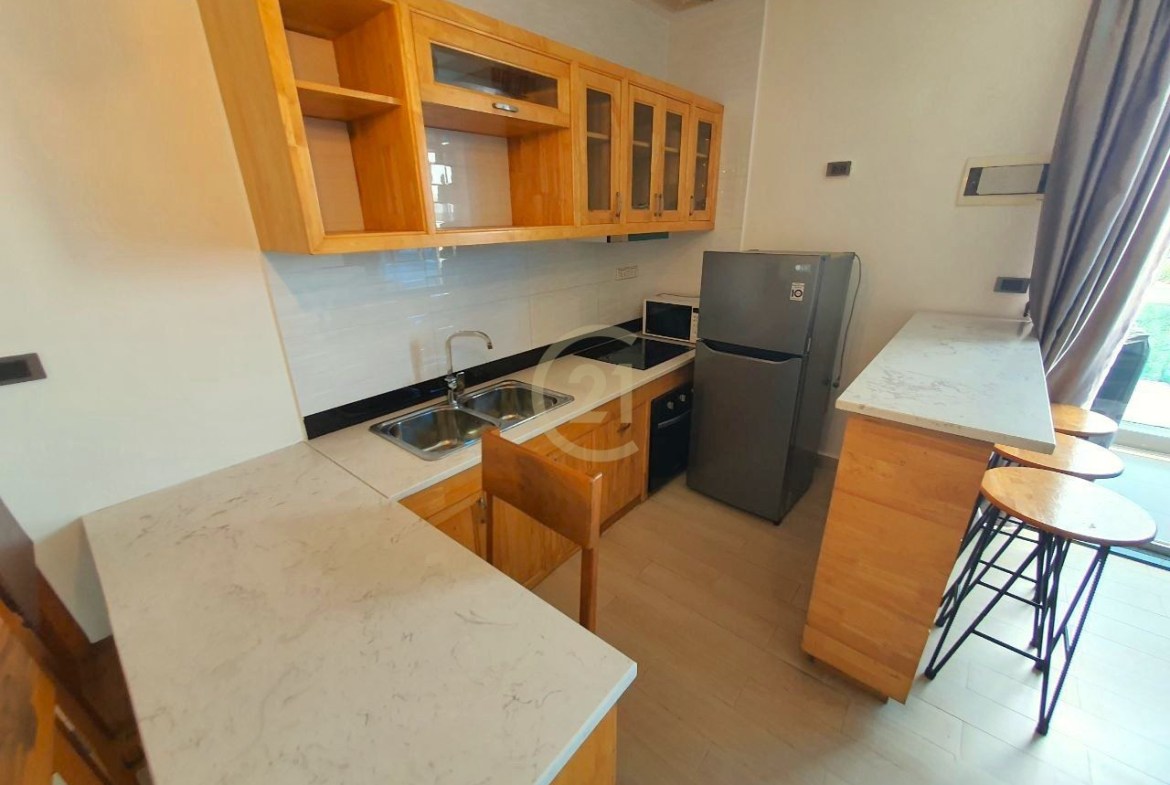 WESTERN THREE BEDROOM FOR RENT