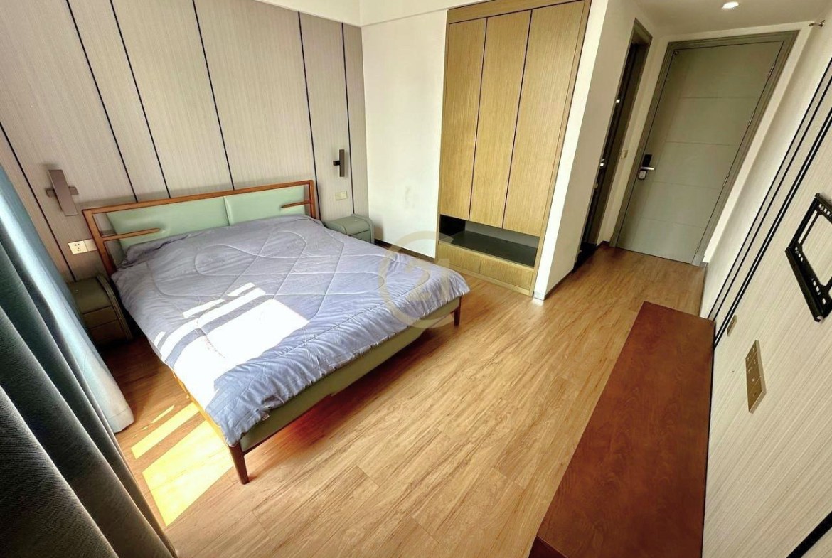 VINTAGE TWO BEDROOM FOR RENT