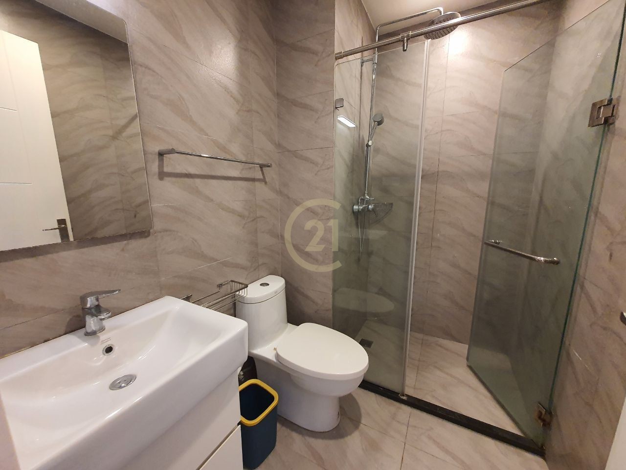 MODERN TWO BEDROOM FOR RENT