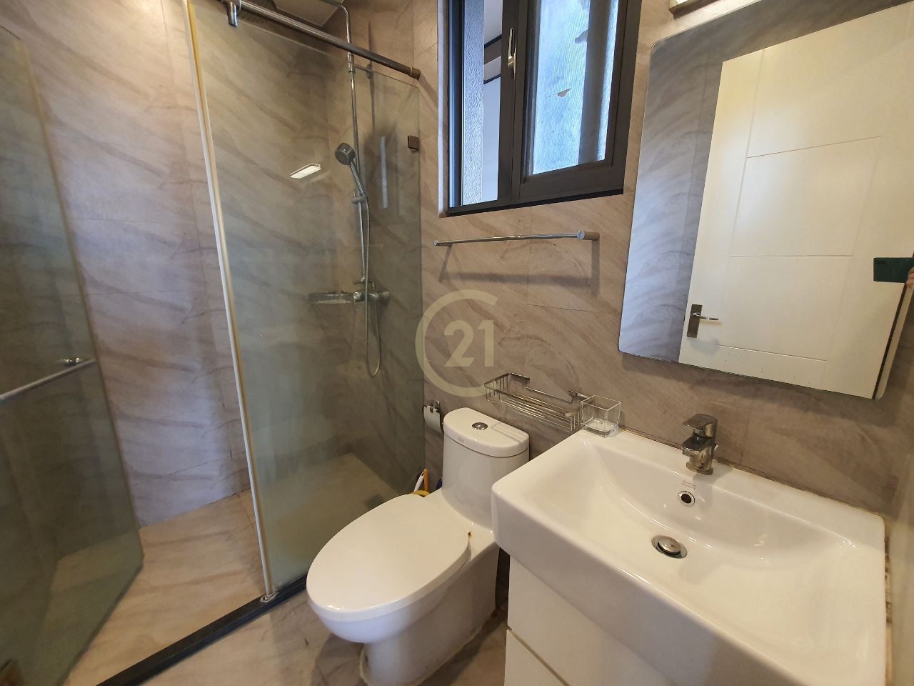 MODERN TWO BEDROOM FOR RENT