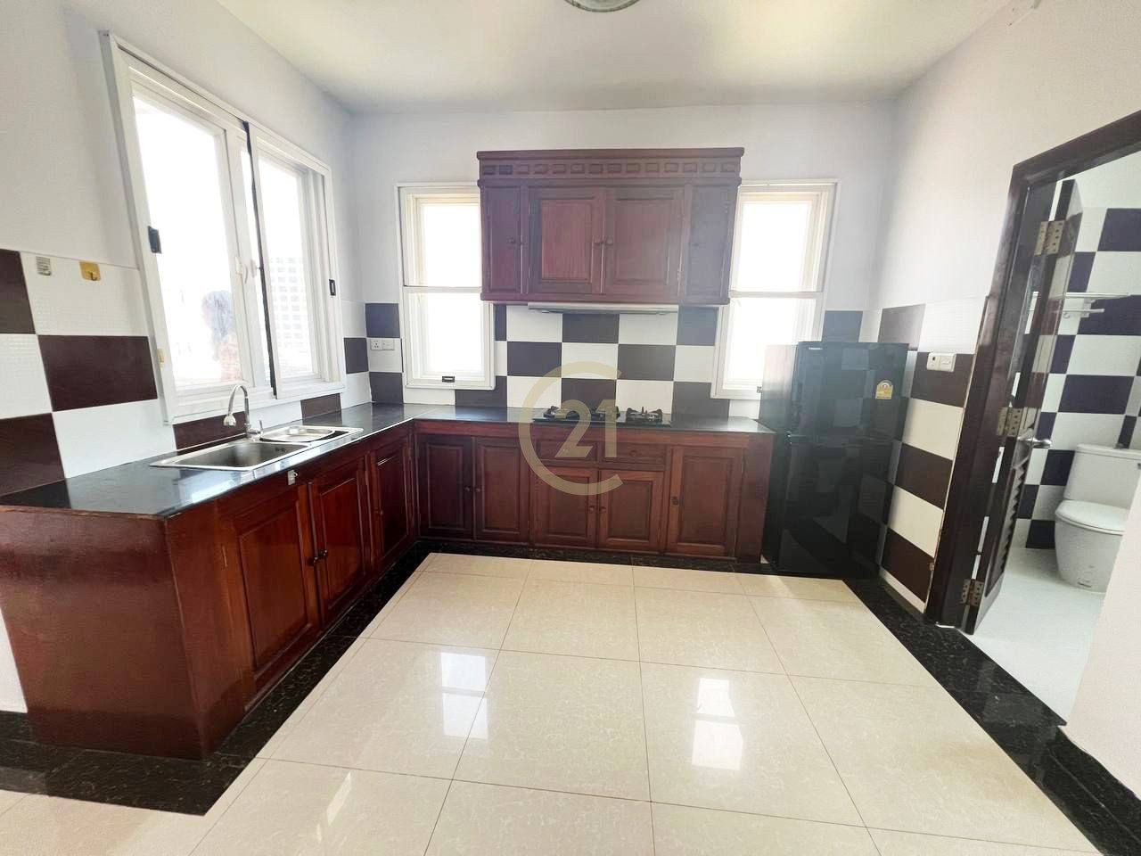 photo_2025-04-24_15-42-02