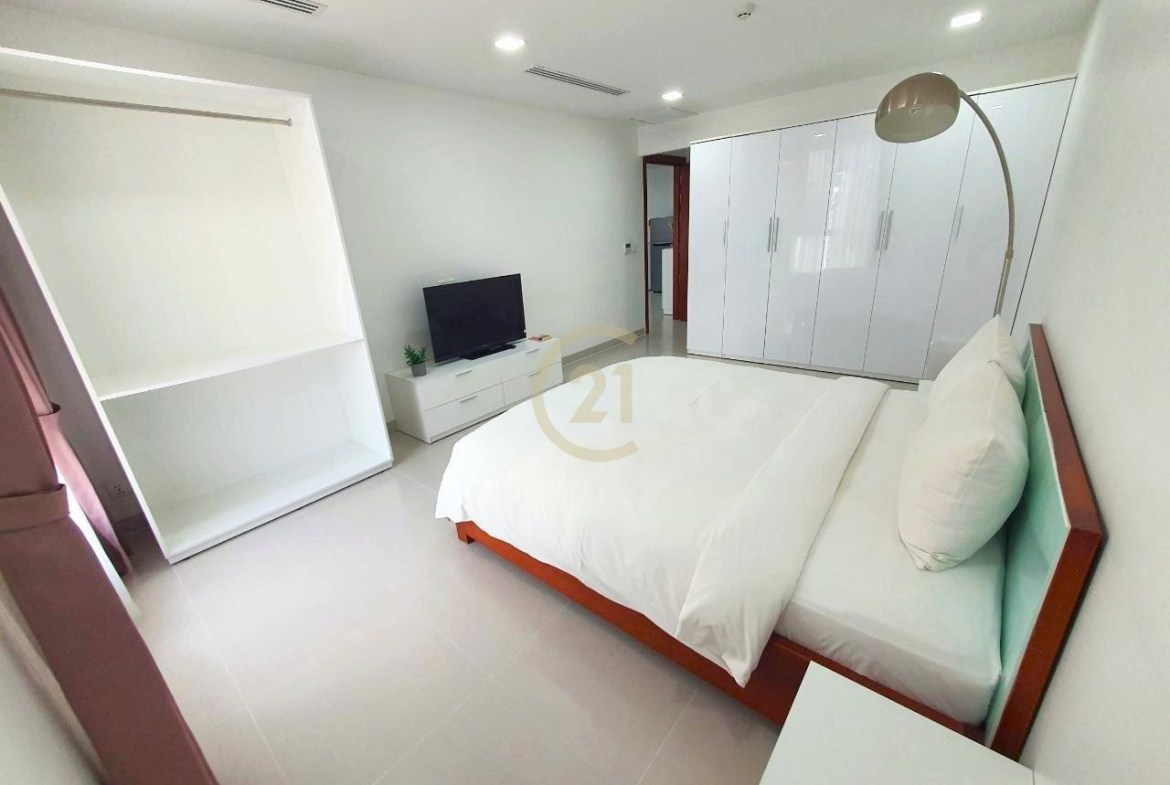 SPECIOUS ONE BEDROOM FOR RENT