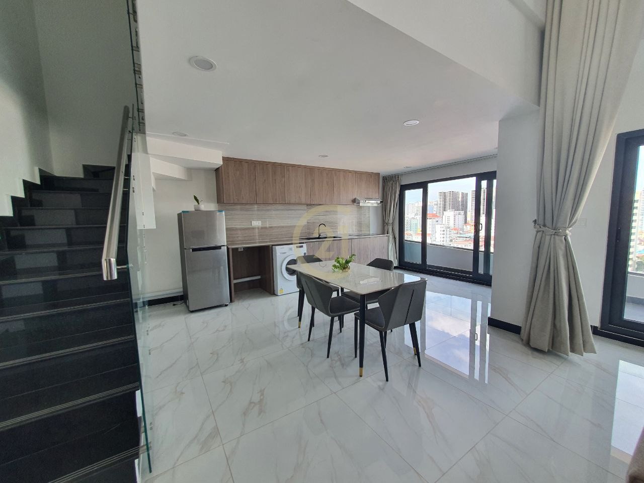 photo_2025-04-28_11-03-48