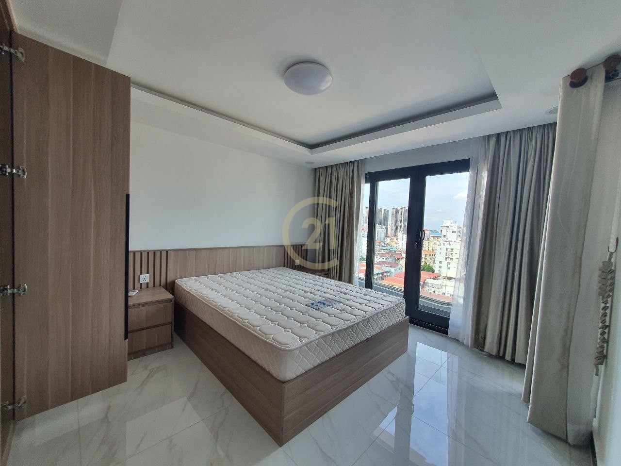 photo_2025-04-28_11-03-54