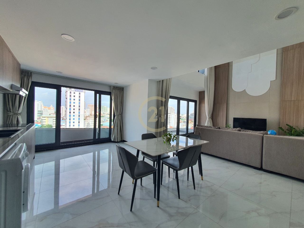 photo_2025-04-28_11-03-57