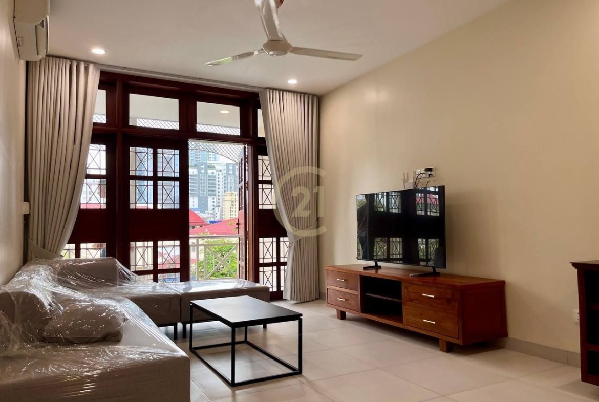 Luxury One Bedroom For Rent At BKK1