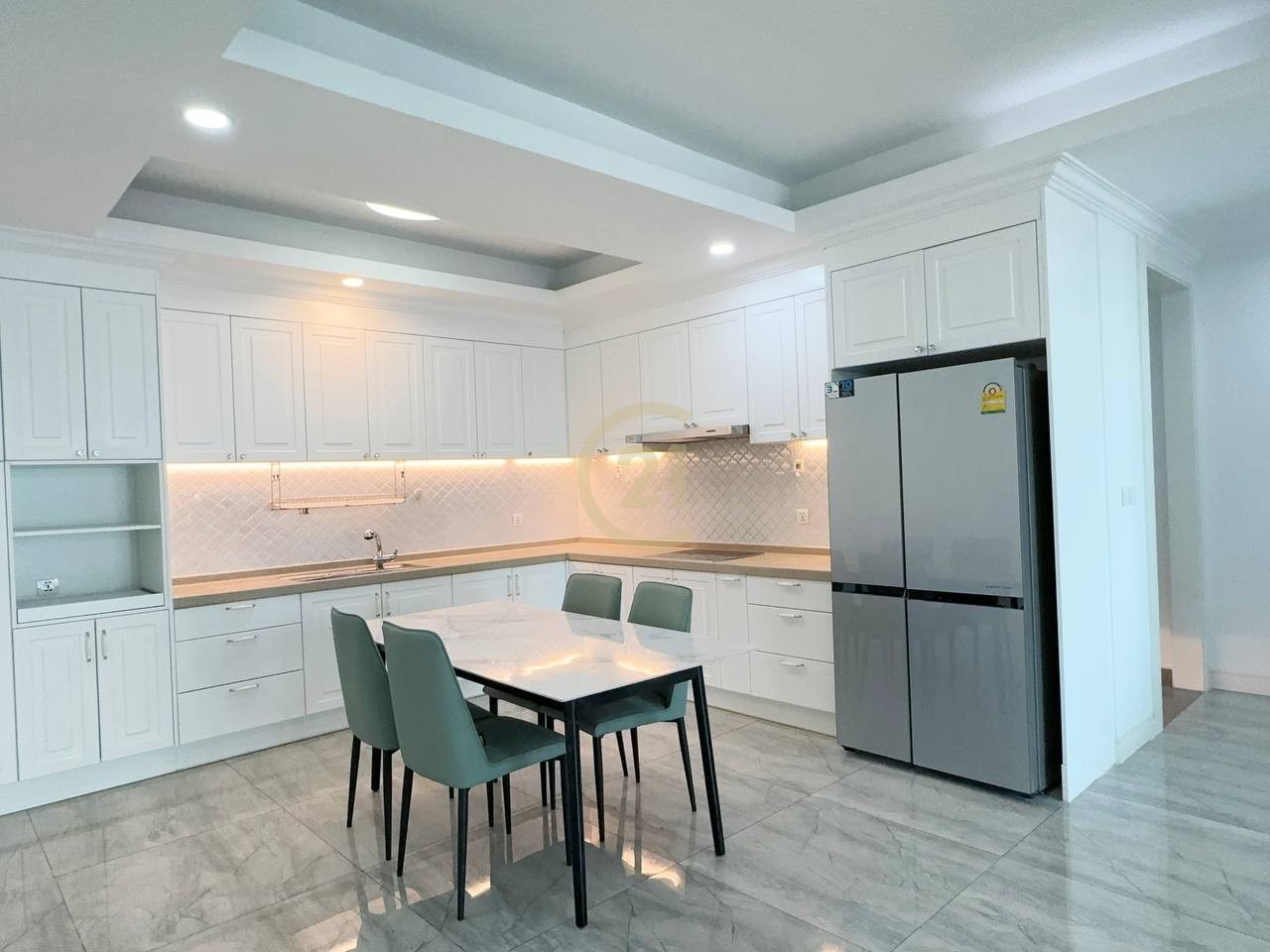 Spacious 3-BR Apartment with Full Facilities for Rent in BKK1
