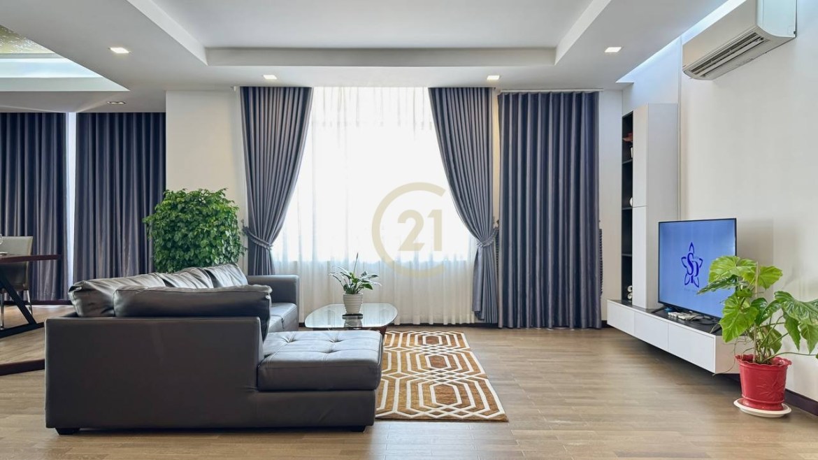 Spacious 3-BR Apartment with Premium Facilities in BKK1