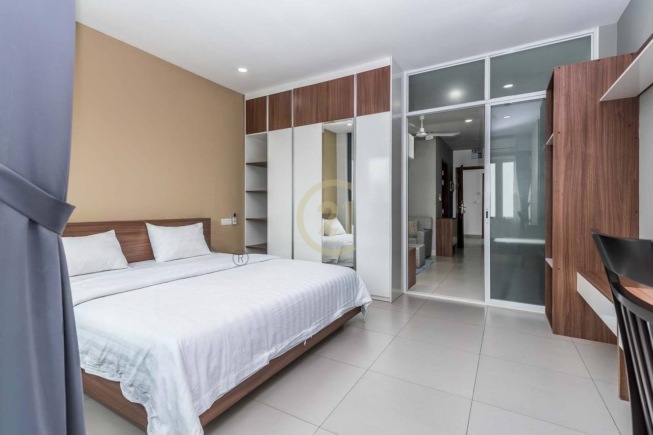 Cozy 1-Bedroom Apartment in Kbal Tnorl
