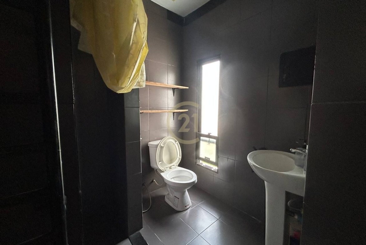 Cozy & Affordable 2-BR Apartment In Tonle Bassac