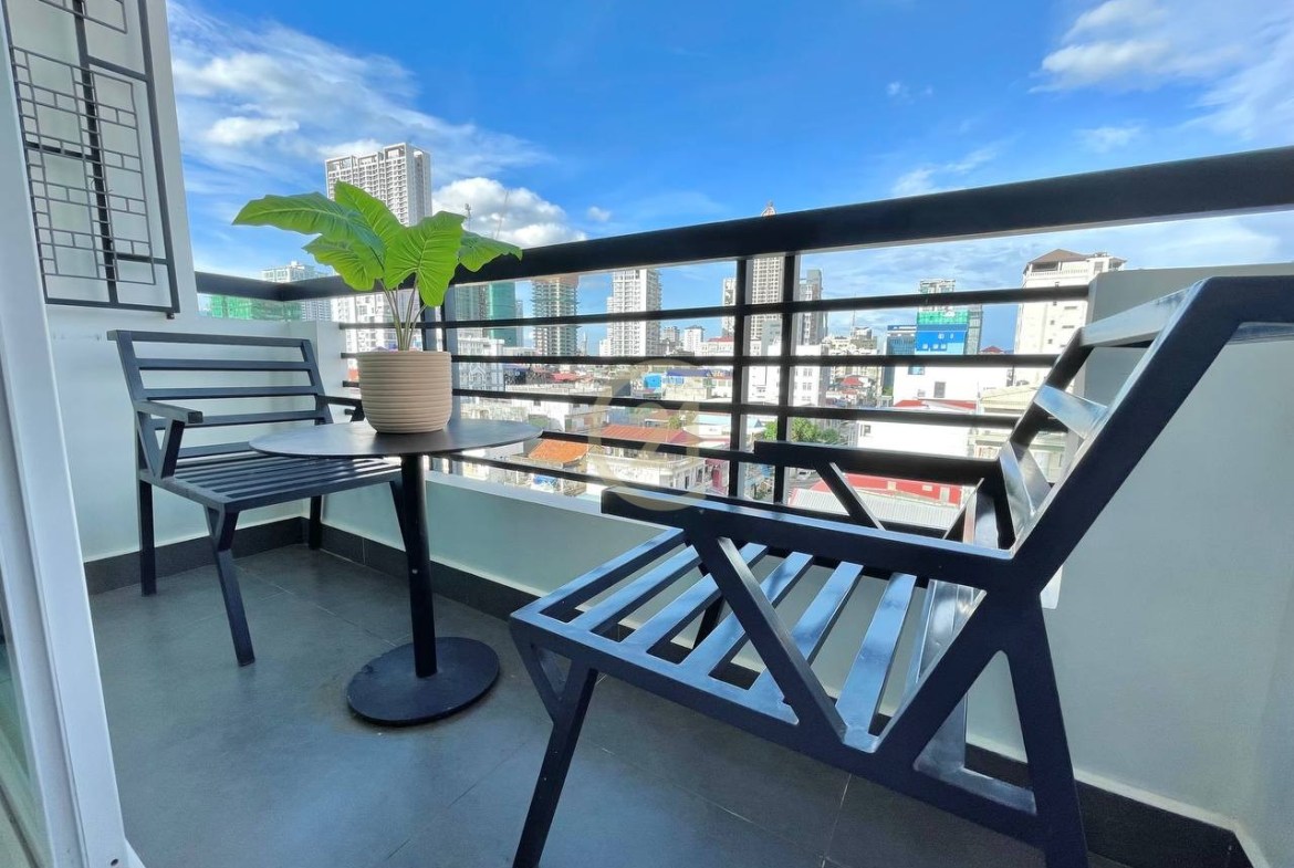 Specious 2-BR Serviced Apartment In BKK1