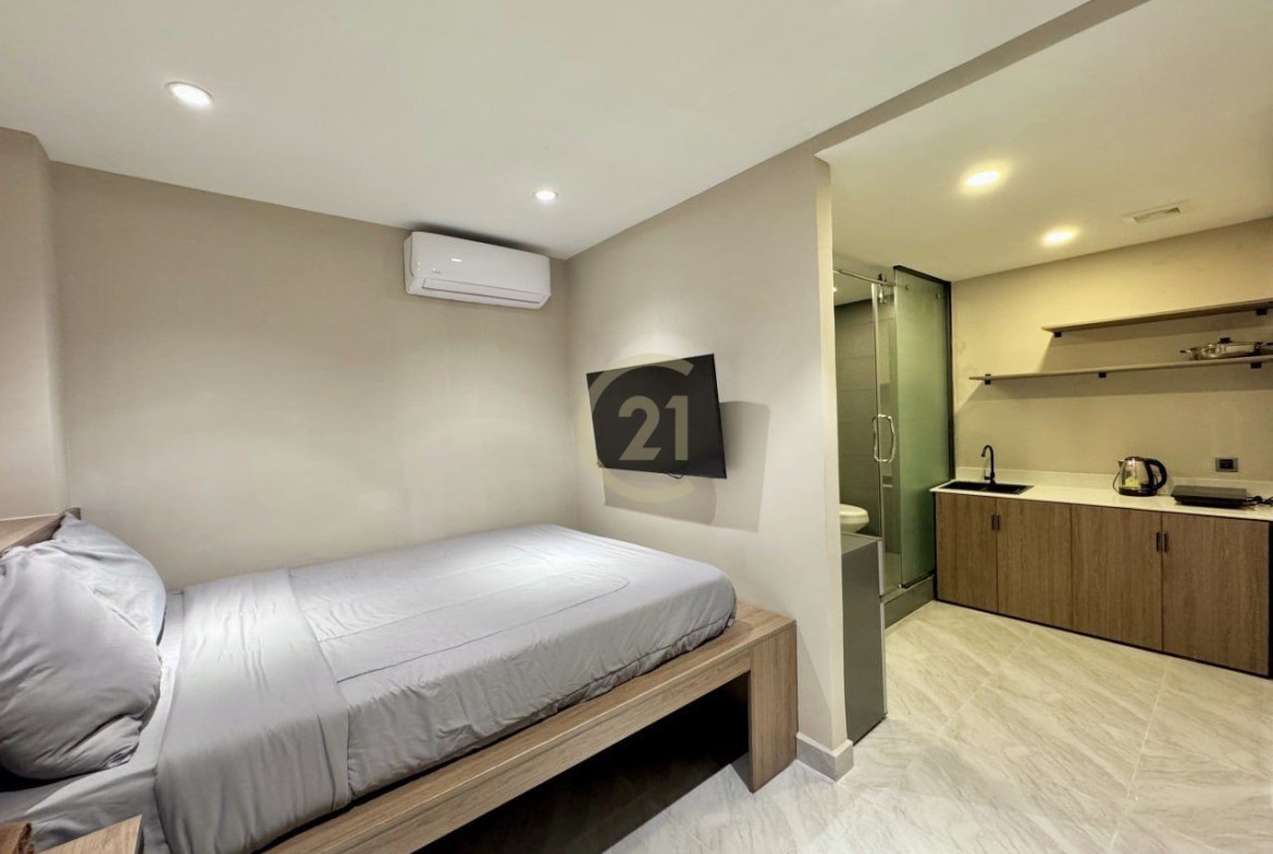 BKK1 | Fully Furnished Ground Floor Studio for Rent