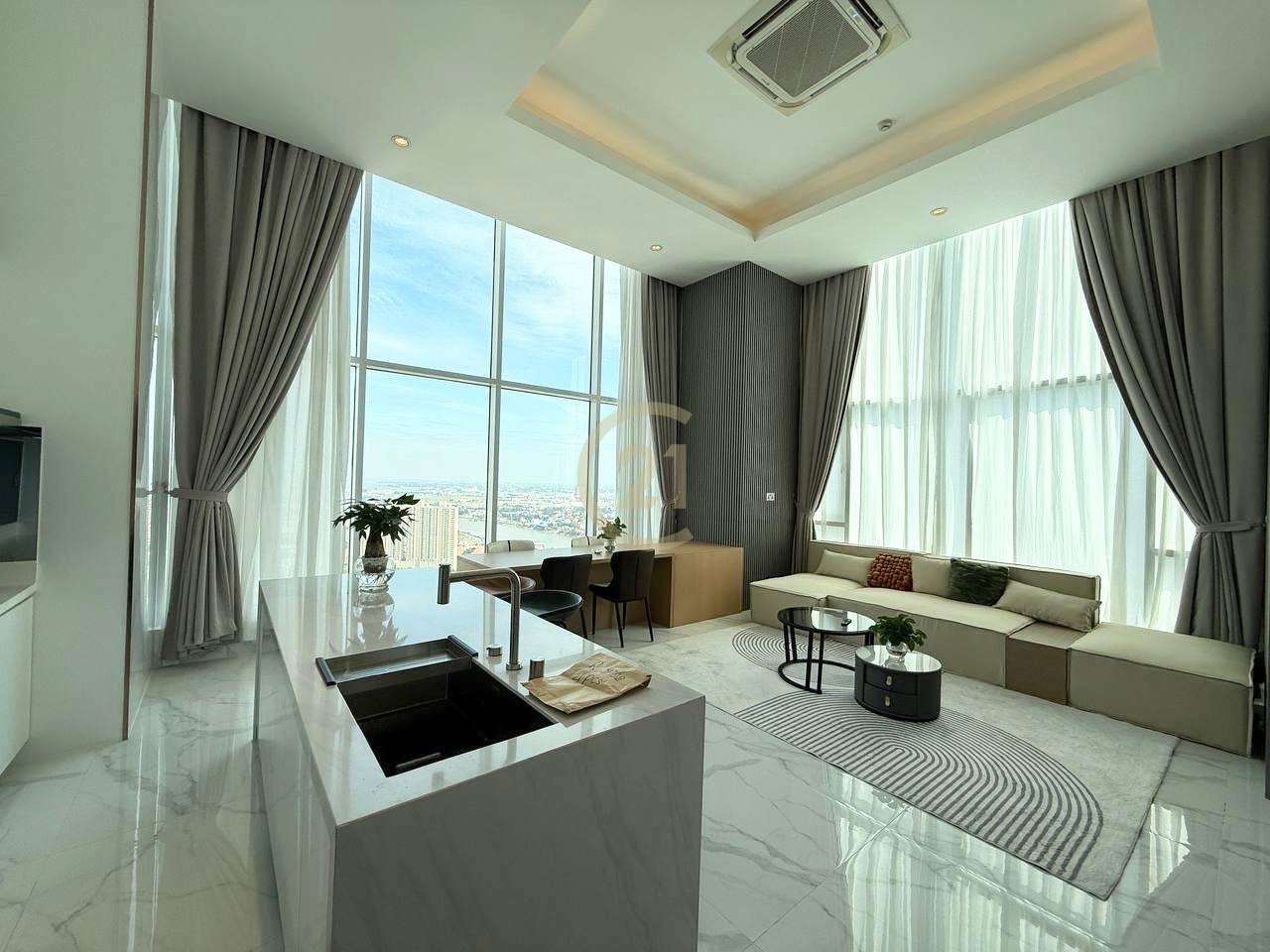 Luxury Penthouse 3 Bedroom For Rent At BKK1