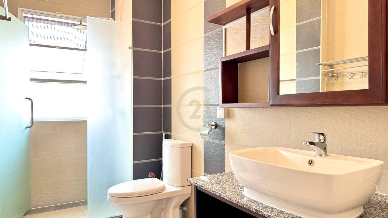 Spacious 3-BR Apartment with Premium Facilities in BKK1