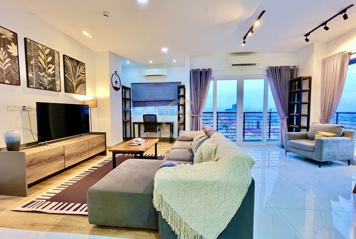 Luxury Two bedroom For Rent At TTP