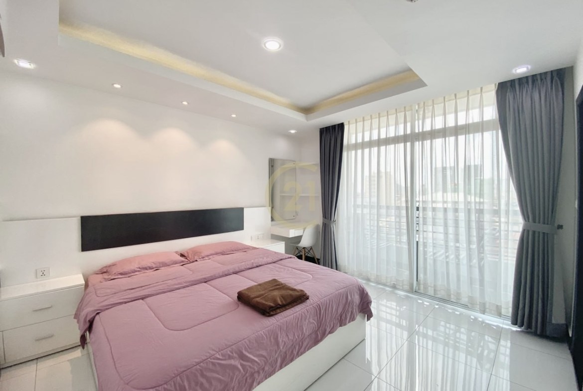 Specious 2-BR Serviced Apartment In BKK1