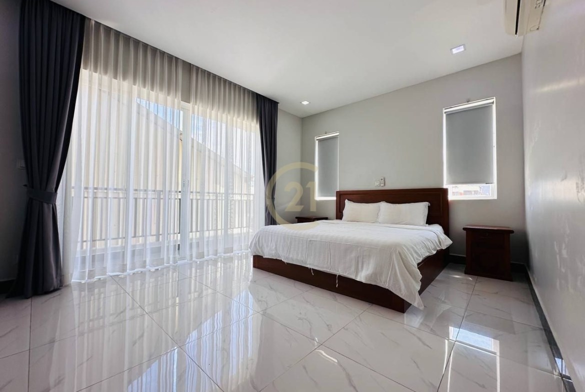 Spacious 1-Bedroom Apartment with 2 Balconies | Toul Tompoung (TTP)