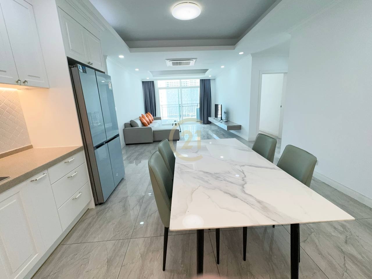 Spacious 3-BR Apartment with Full Facilities for Rent in BKK1