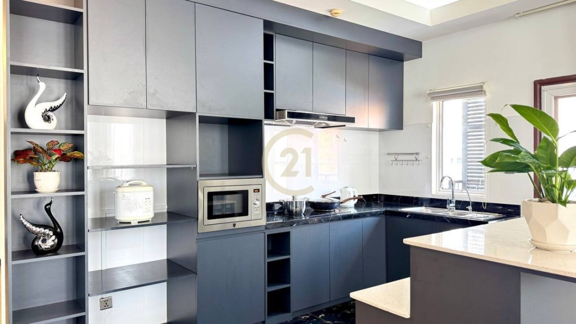 Spacious 3-BR Apartment with Premium Facilities in BKK1