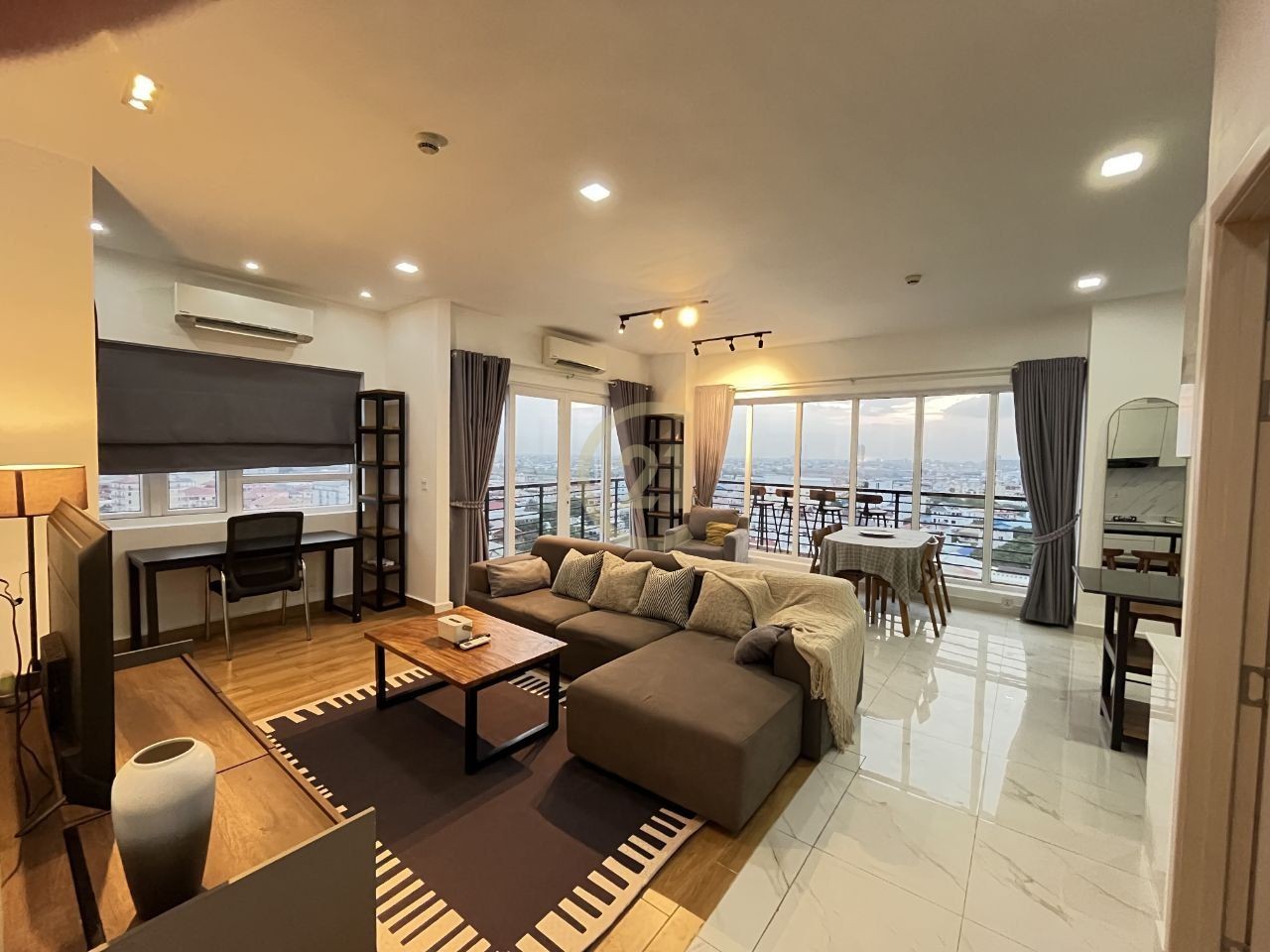 Luxury Two bedroom For Rent At TTP
