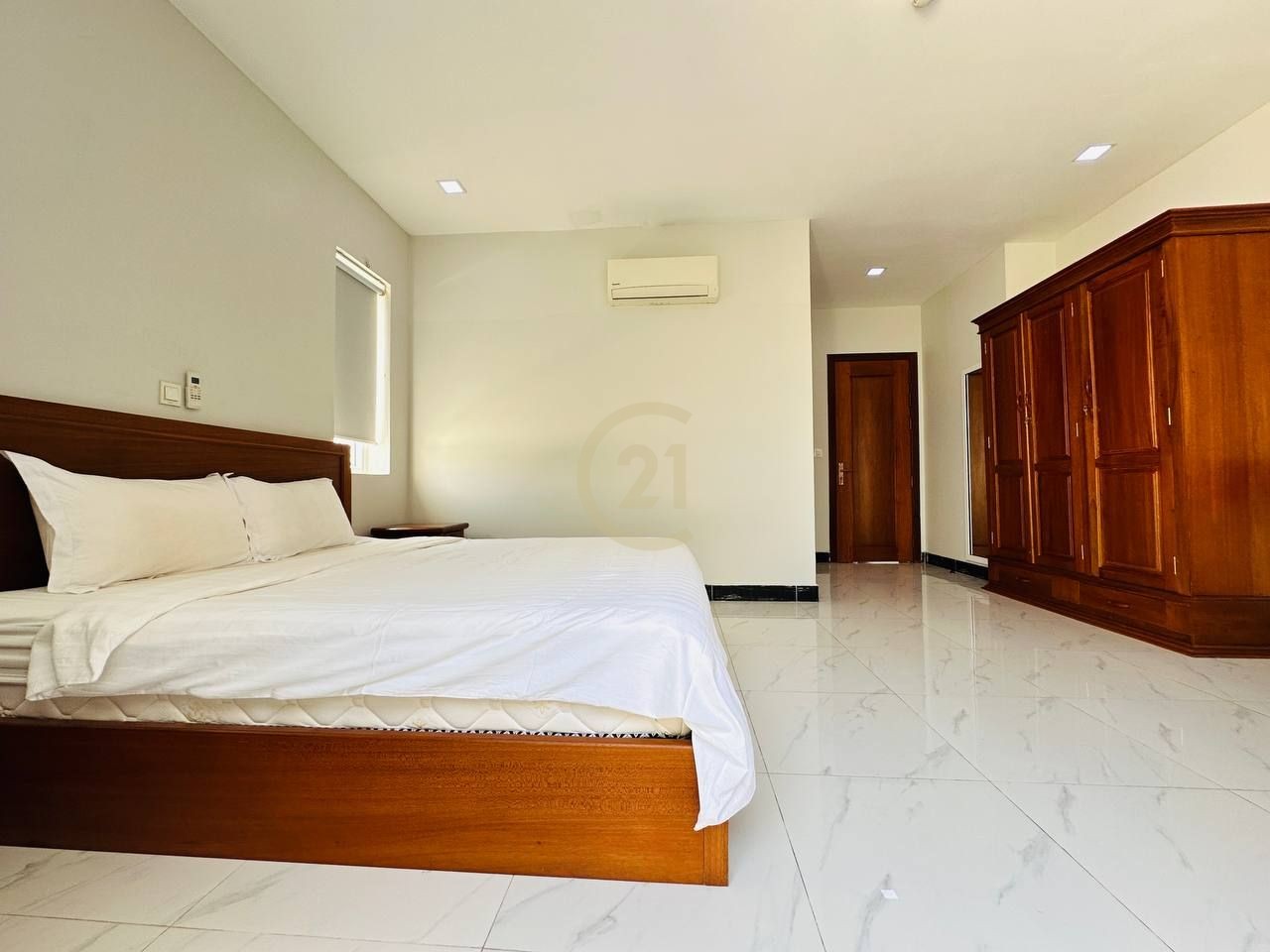 Spacious 1-Bedroom Apartment with 2 Balconies | Toul Tompoung (TTP)