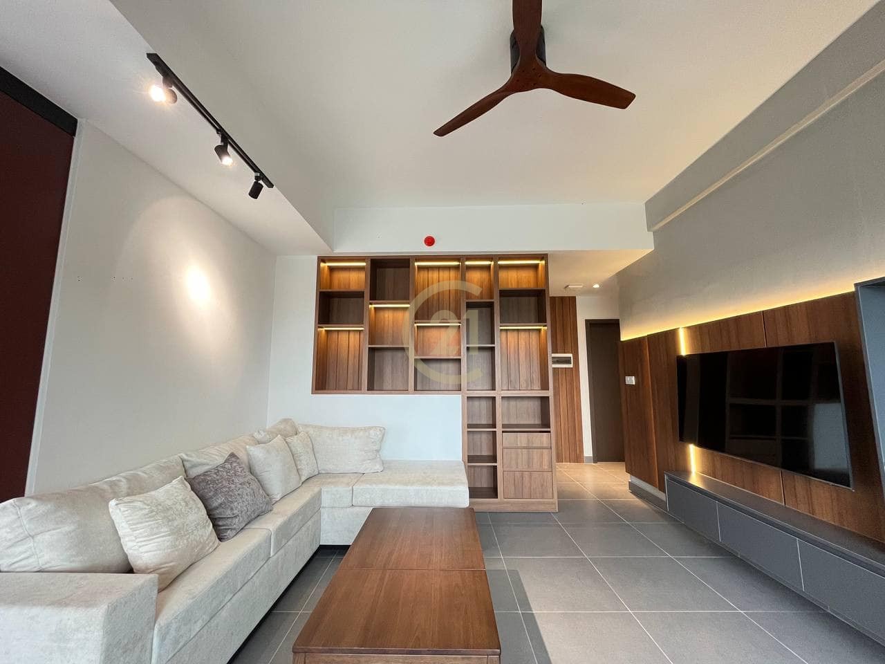 WESTERN TWO BEDROOM FOR RENT