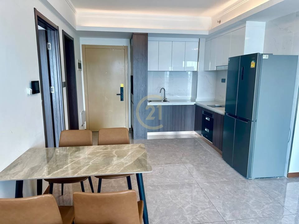 SPECIOUS THREE BEDROOM FOR RENT