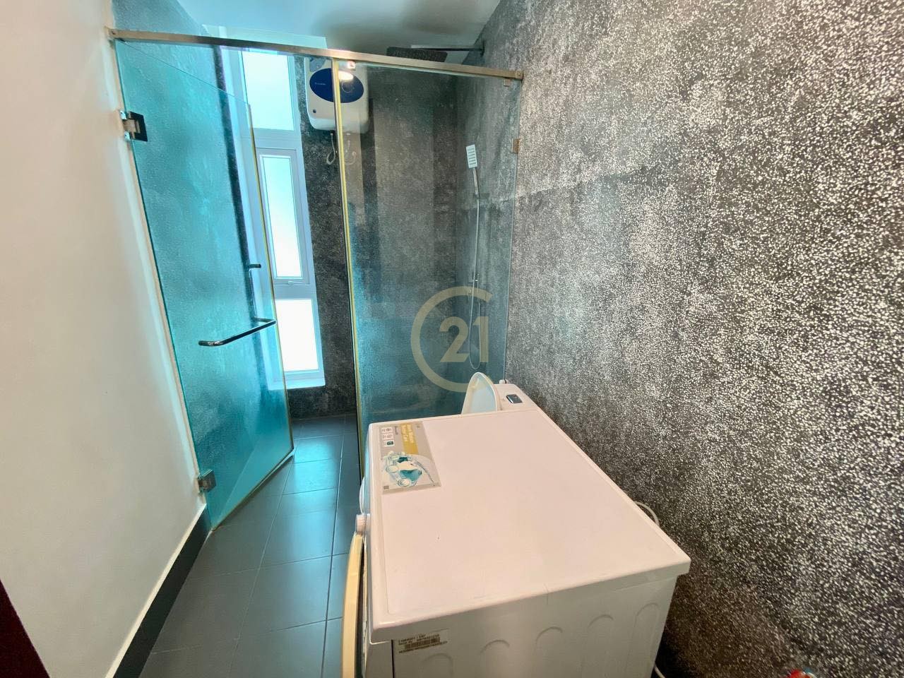 MODERN ONE BEDROOM FOR RENT
