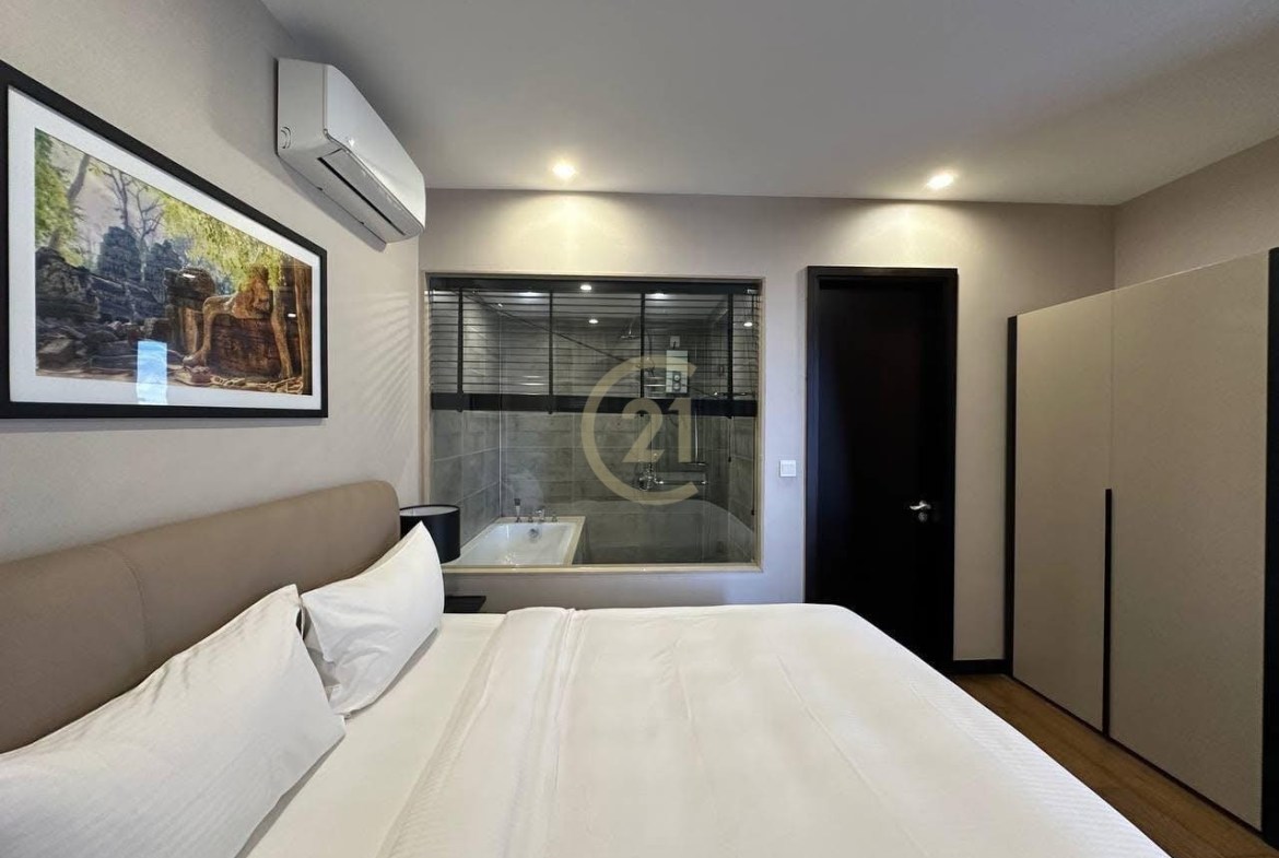 WESTERN ONE BEDROOM FOR RENT