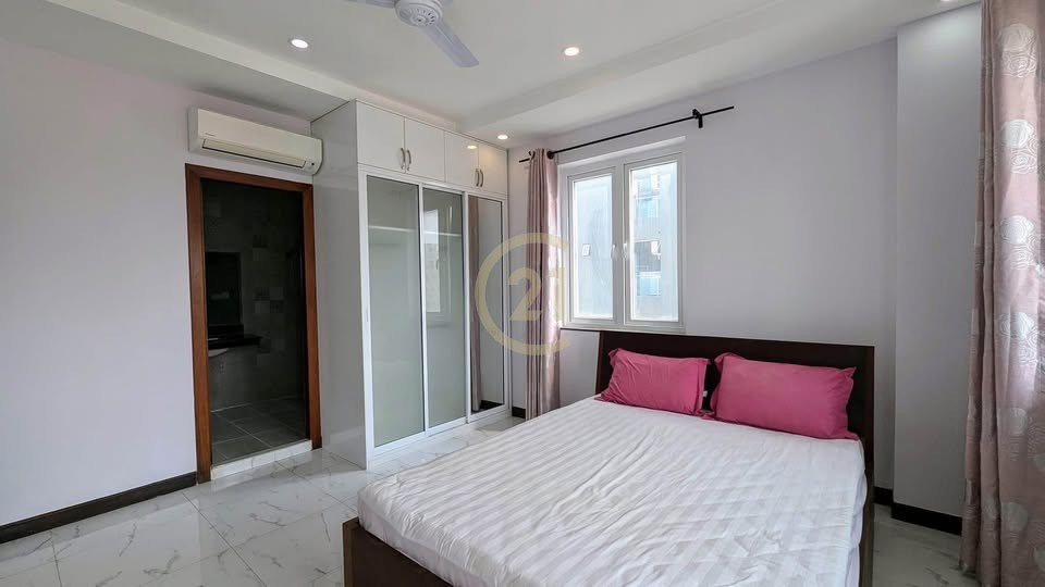 PRECIOUS TWO BEDROOM FOR RENT