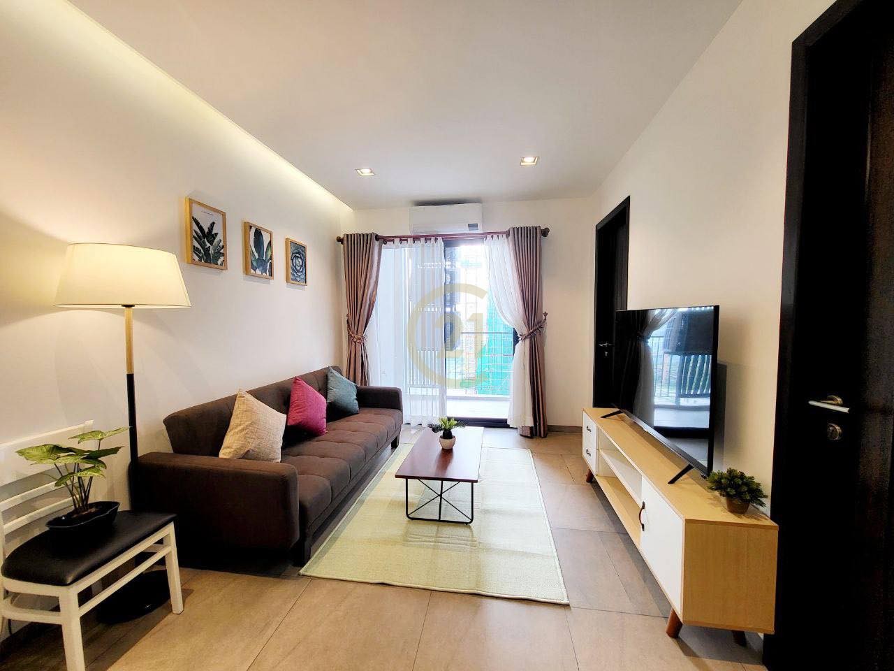 VINTAGE TWO BEDROOM FOR RENT