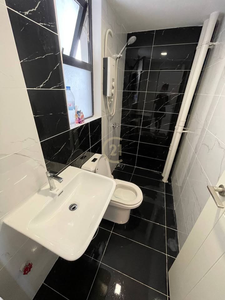 LOVELY TWO BEDROOM FOR RENT