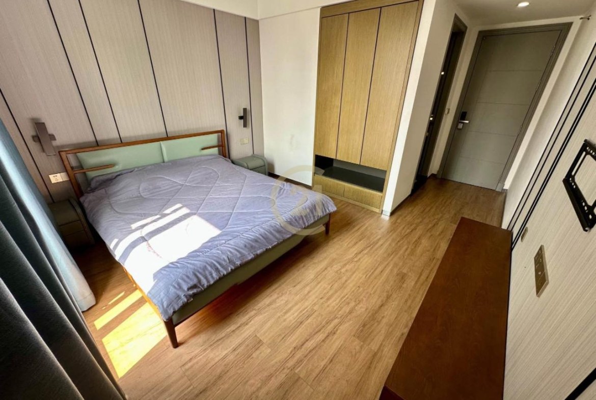 VINTAGE TWO BEDROOM FOR RENT