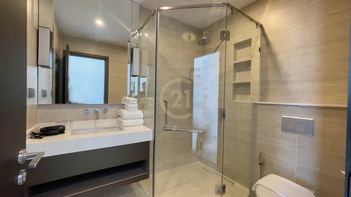 ELEGANT THREE BEDROOM FOR RENT