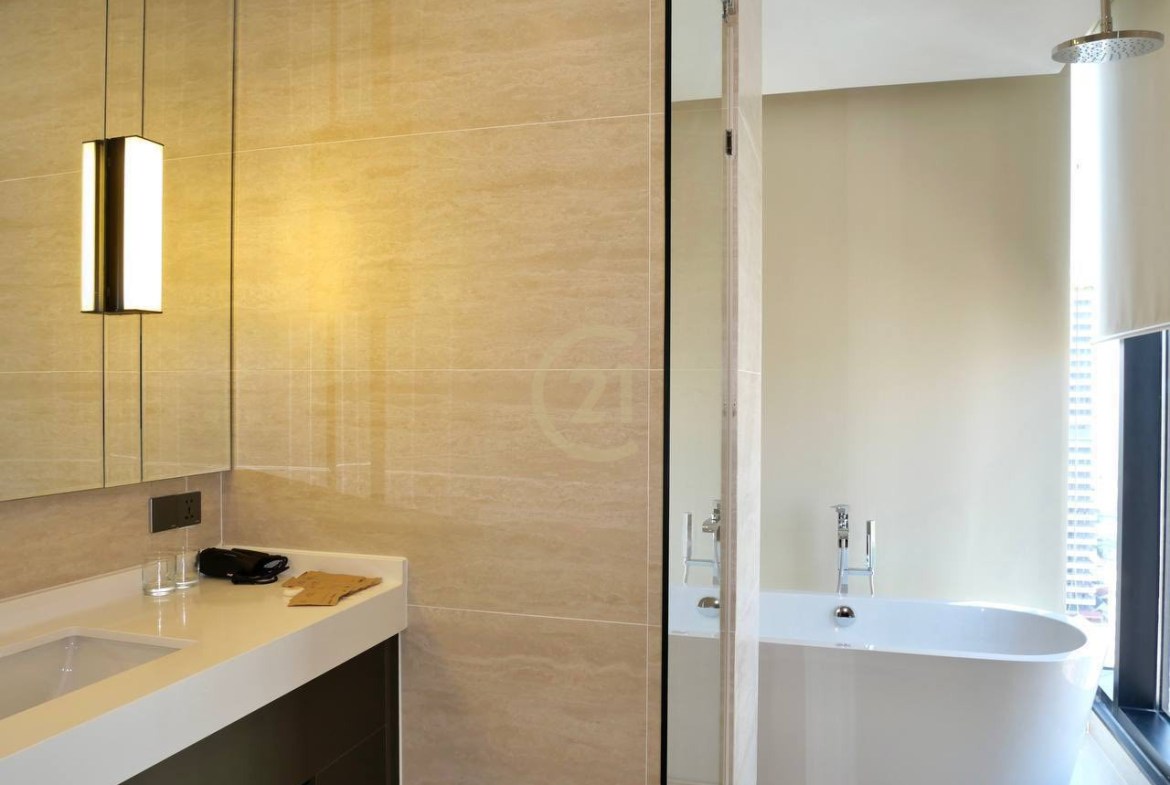 ELEGANT THREE BEDROOM FOR RENT