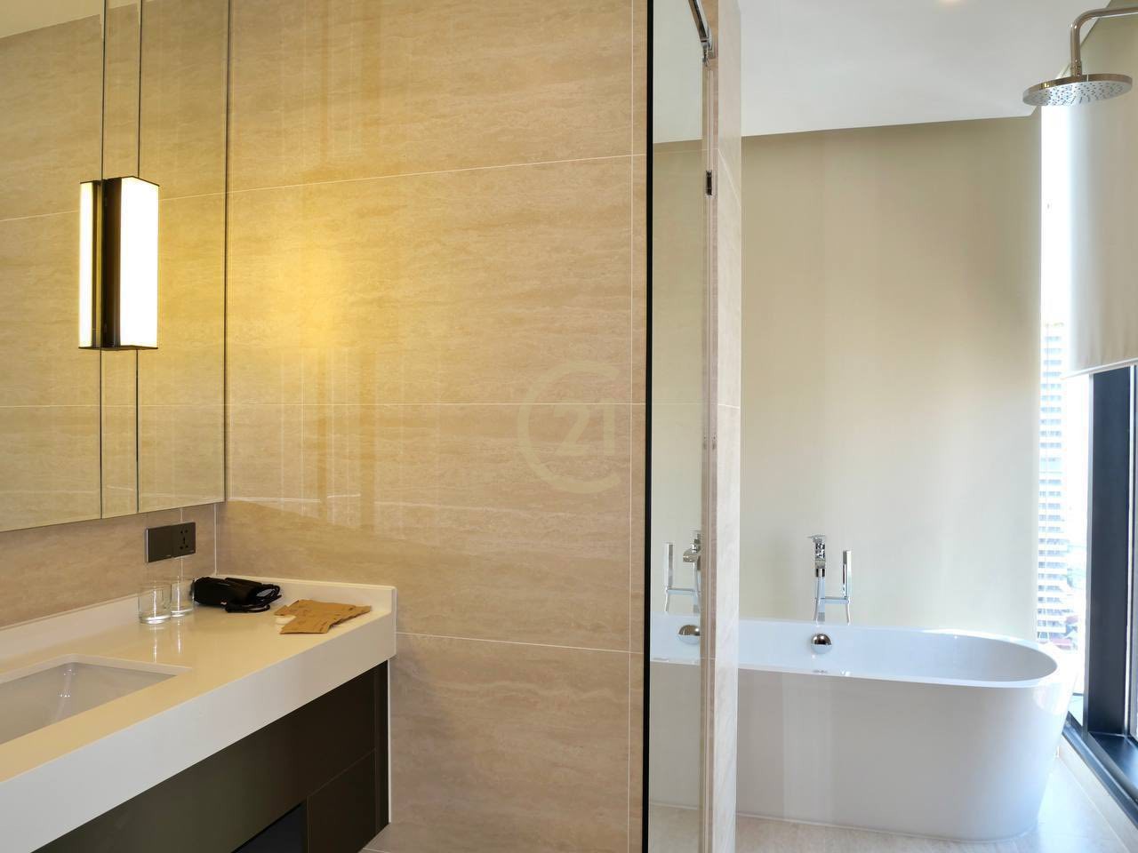 ELEGANT THREE BEDROOM FOR RENT