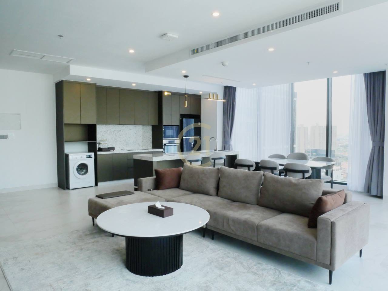 ELEGANT THREE BEDROOM FOR RENT