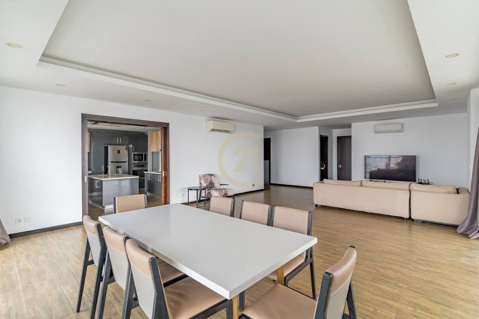 494660293_122203788278112835_8734205102229635534_n STYLISH THREE BEDROOM FOR RENT