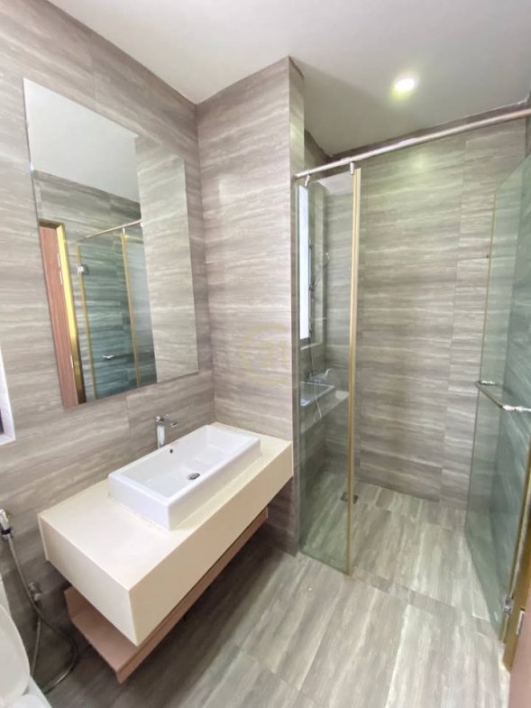 LUXURIOUS TWO BEDROOM FOR RENT