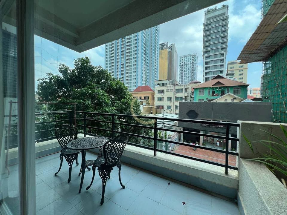 CLASSIC ONE BEDROOM FOR RENT