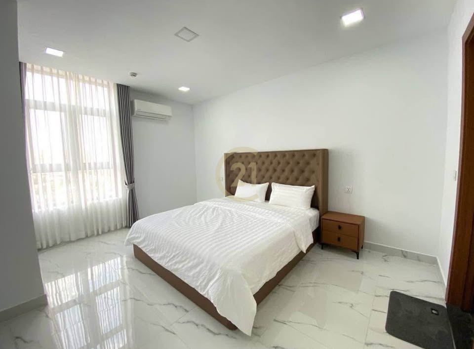 SPECIOUS TWO BEDROOM FOR RENT