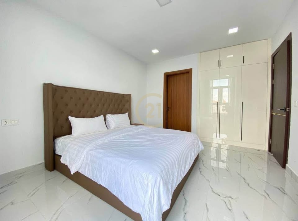 SPECIOUS TWO BEDROOM FOR RENT