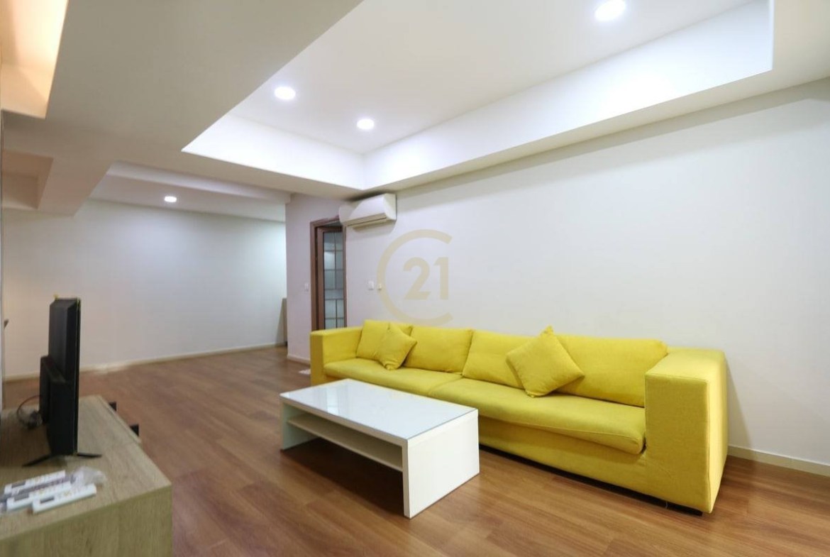 VINTAGE TWO BEDROOM FOR RENT