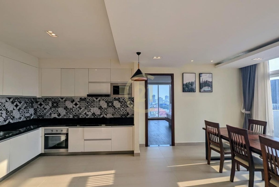 LUXURIOUS THREE BEDROOM FOR RENT
