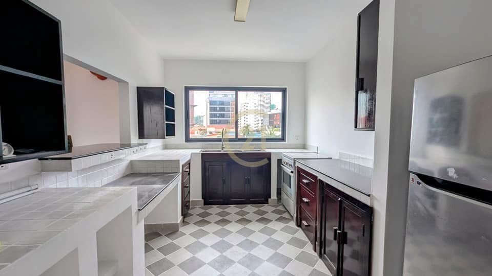 CLASSIC TWO BEDROOM FOR RENT